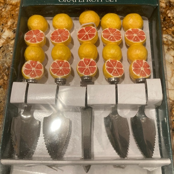 Grapefruit bowls never used - Picture 5 of 5